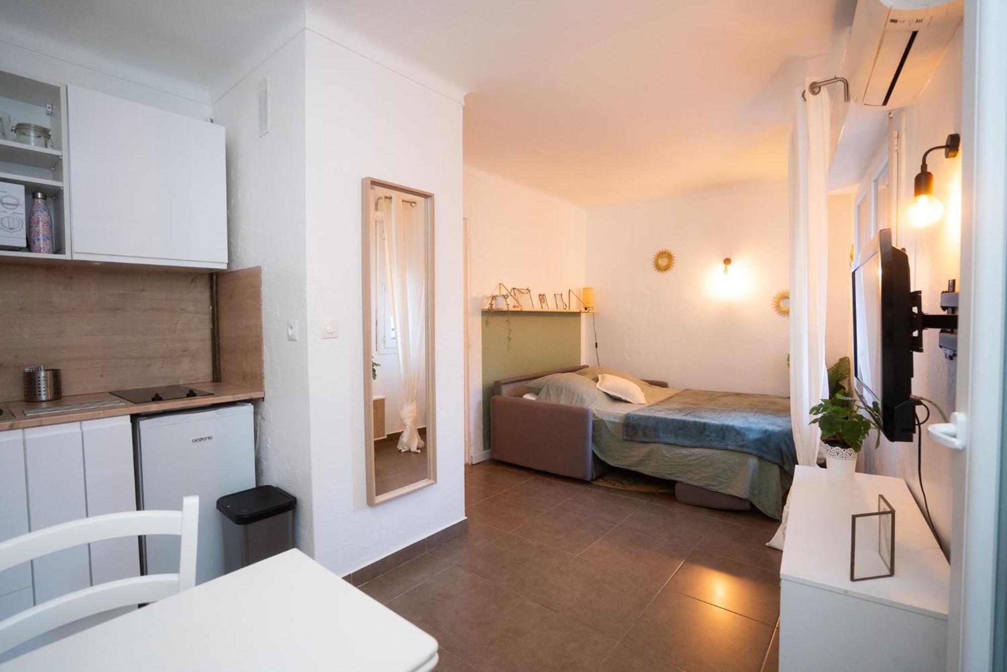 Location Studio Avec Loggia Apartman Antibes Kültér fotó